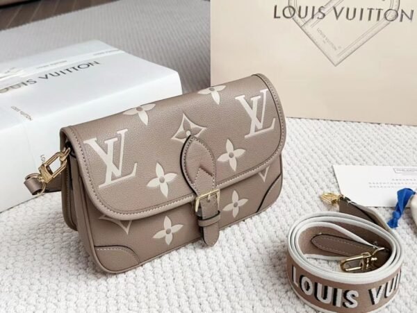 Louis Vuitton Diane Handbag