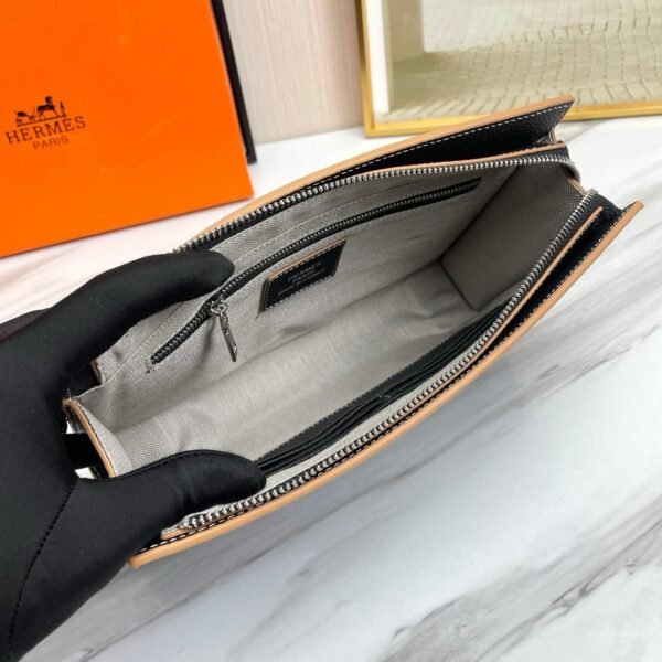 Hermès Clutch Bag - Image 2