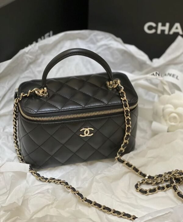 Chanel Classic Small Vanity Case - Image 2